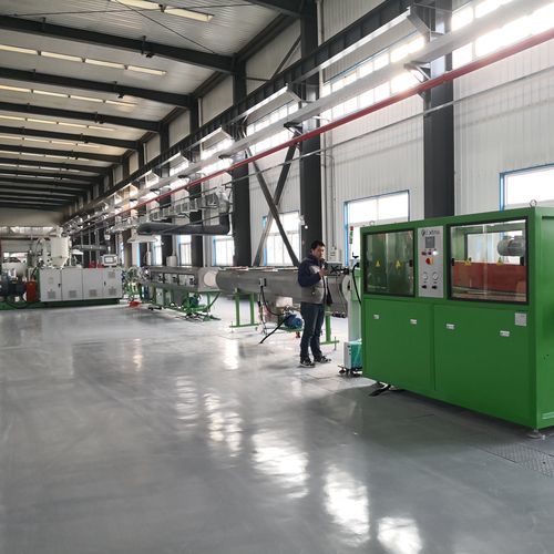 Línea de extrusión multicapas - Ningbo Extru Machinery Co., Ltd. - refrigerada con agua / controlada por PLC / con pantalla táctil