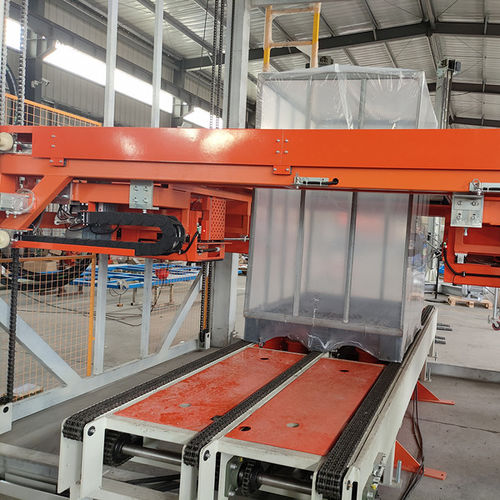 Retractiladora enteramente automática - Shenzhen xinzhong plastic - de botellas / de rodillo de transportador / para corte