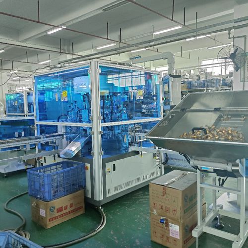 Tapadora-enroscadora rotativa - SZZ-109 - Shenzhen xinzhong plastic - neumática / screw-on / multicabezal