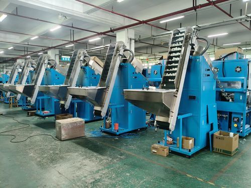 Máquina de dorado en caliente con alimentación automática - TAR-103 - Shenzhen xinzhong plastic - para tapones