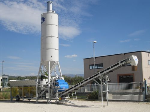 Planta de hormigón móvil - Betonmec Srl - compacta