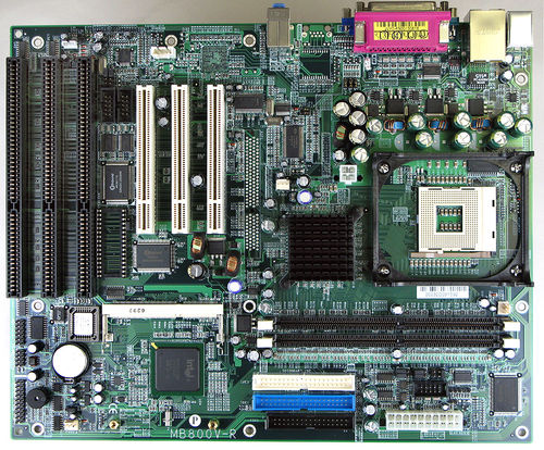 Placa madre ATX - MB-800V - Adek Technical Sales - Intel® Celeron® / Intel® Pentium® 4 / Intel®