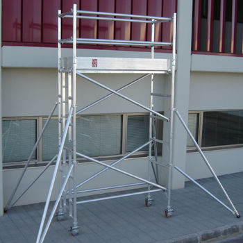 Torre de andamio enrollable - ALU 50 - DACAME, S.L. - de fachada / modular
