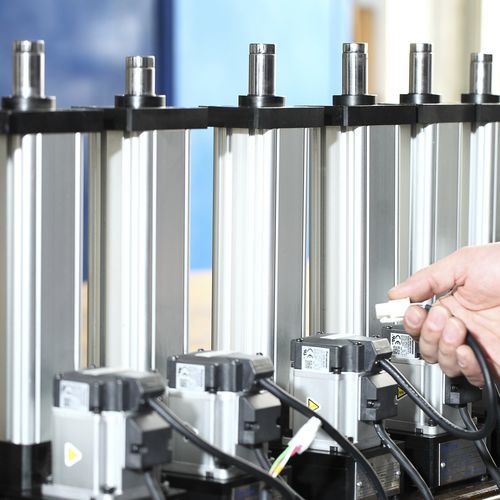 Servo-cilindro eléctrico - Lim-Tec (Beijing) Transmission Equipment Co., Ltd. - paso a paso / servomotor / de husillo de bolas