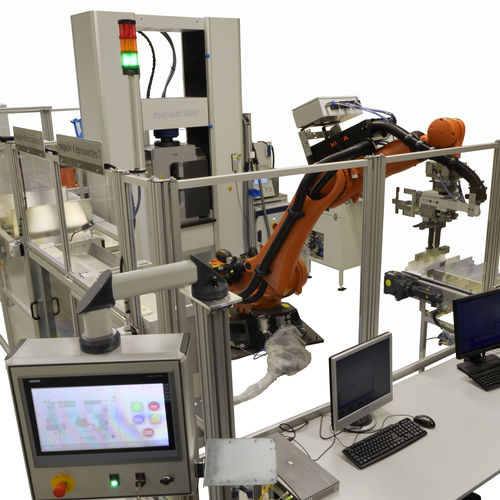Máquina de prueba universal - Hegewald & Peschke Meß- und Prüftechnik GmbH - automatizada / enteramente automática / robotizada