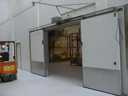 Puerta corredera - MS0502I - DAN-doors - de metal / para cámara frigorífica / industrial