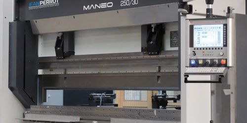 Prensa plegadora hidráulica - MANEO 250/30 - Jean Perrot Industrie - de alta velocidad / con cambiador automático de herramienta / semiautomática