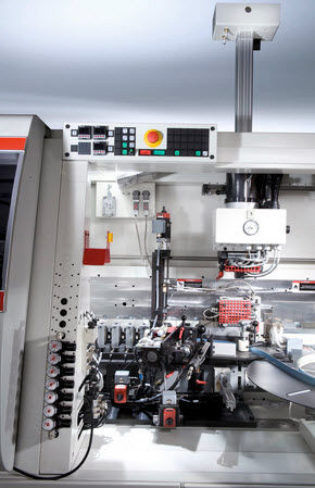 Máquina de colocación de tapacantos automática - Novimat  - IMA Klessmann - para paneles