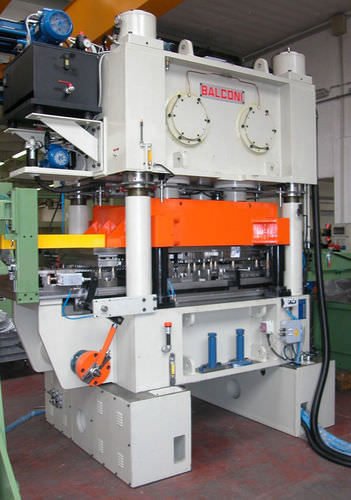 Prensa de corte rápido - Balconi - para aluminio / de pistón / excéntrica