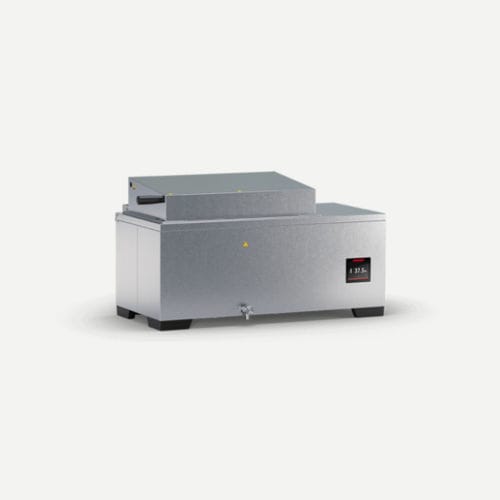 Baño María de laboratorio - WTB24 - Memmert GmbH + Co. KG - con indicador digital
