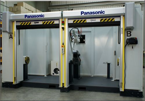 célula robotizada de soldadura al arco - Panasonic Robot & Welding system solutions