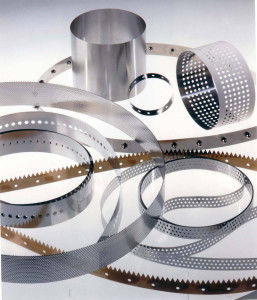 Tubo de acero inoxidable - Belt Technologies Europe Limited - resistente a los productos químicos / liso / resistente a la corrosión