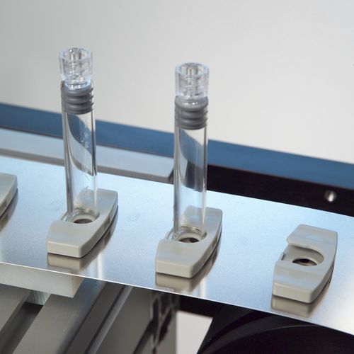 Cinta transportadora perforada - Belt Technologies Europe Limited - de metal / para el sector médico / para la industria farmacéutica
