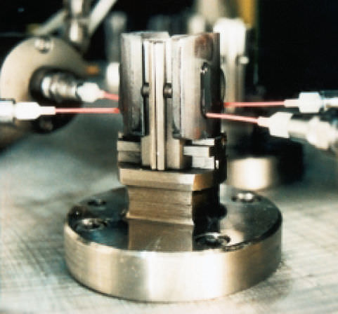 Cola acrílica - DYMAX Europe GmbH - para metal / monocomponente / industrial