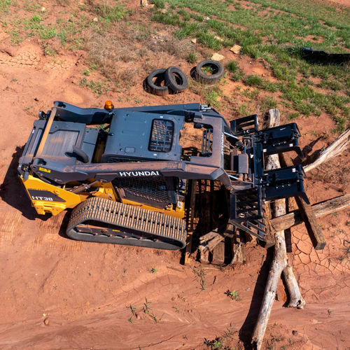 Cargadora compacta de orugas diésel - HT38 - Hyundai Construction Equipment Americas, Inc.
