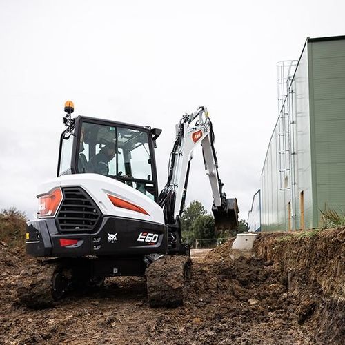Miniexcavadora - E50Z R2 series - BOBCAT - con orugas / diésel / para obra de construcción
