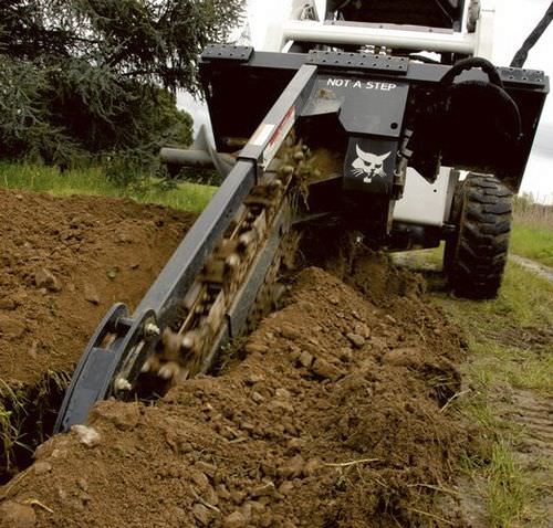 Zanjadora con cadena - BOBCAT - con neumáticos / para minicargadora compacta