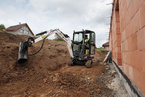 Miniexcavadora - E19 - BOBCAT - con orugas / Tier 4 provisional / para obra de construcción
