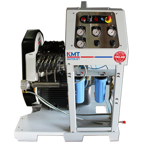 Bomba de émbolo - TRILINE®  - KMT GmbH - KMT Waterjet Systems - de agua / eléctrica / estacionaria