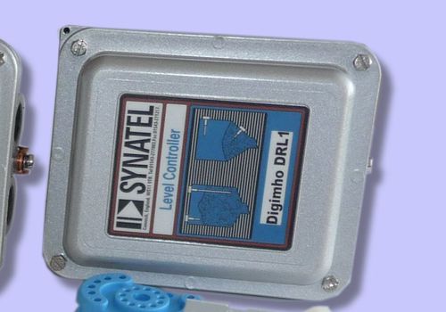 Sensor de nivel resistivo - DIGIMHO DRL1 | Synatel - 4B Braime Components - para productos a granel / para altas temperaturas / con indicador digital