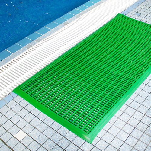 Rejilla de PVC - Leisuremat - COBA Europe Ltd - para espacio húmedo