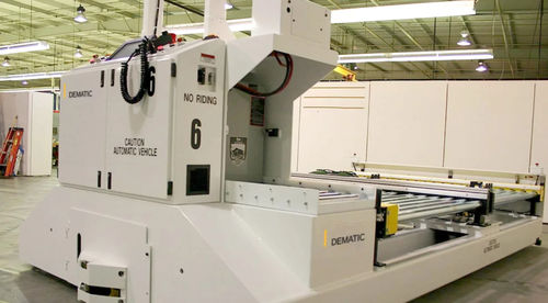 AGV de transferencia - DEMATIC
