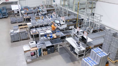 Máquina de preparación de pedidos en línea - DEMATIC - automática