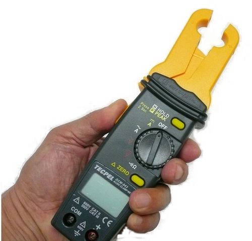 Multímetro pinza digital - DCM-043 - Tecpel  Co., Ltd. - portátil / 600 V / 100 A