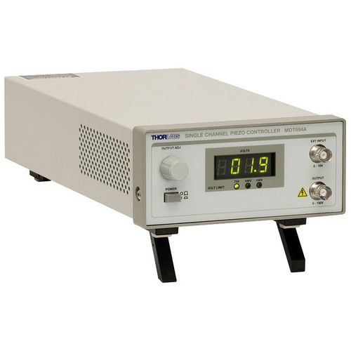Controlador de movimiento multieje - Thorlabs - para unidad piezoeléctrica / autónomo