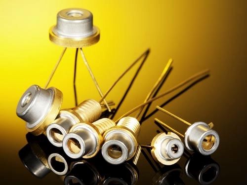 Diodo láser pulsado - LASER COMPONENTS - de estado sólido / de infrarrojos / con semiconductor