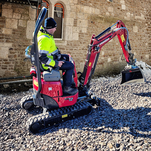 Miniexcavadora - ViO12-2A - YANMAR COMPACT EQUIPMENT EMEA S.A.S. - con orugas / diésel / para obra de construcción