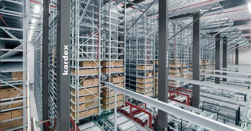 Sistema de almacenamiento de lanzadera - Kardex