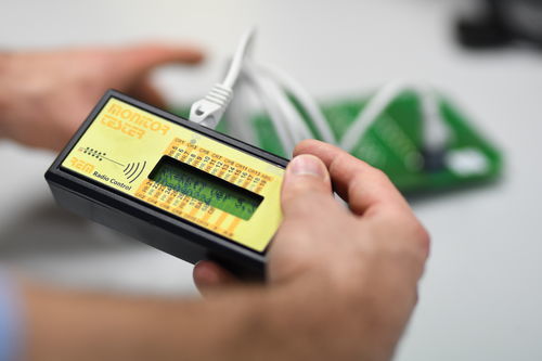 Aparato de vigilancia de interferencia - REMdevice - para telemando / autoalimentado