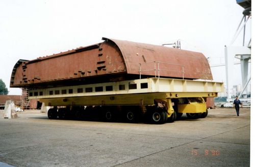 Transportador autopropulsado con motor diésel - DTA - de más de 6 ejes / para grandes cargas