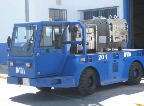 Camión de plataforma - DTA - de transporte / para carga pesada / con motor diésel