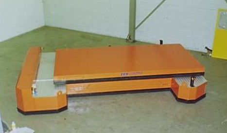 Mesa elevadora de columna - Aero platform - ACTEMIUM - hidráulica / estacionaria / a medida