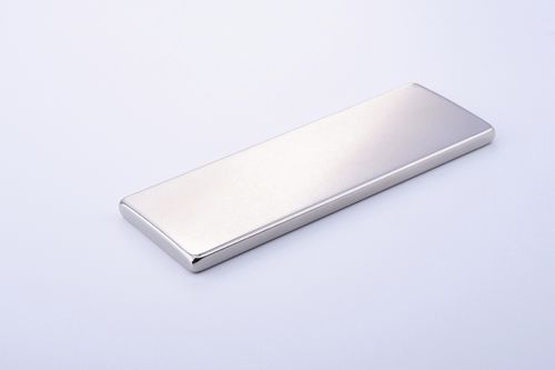 Imán permanente de hierro-boro NdFeB - 50x15x3mm - Magengine GmbH - rectangular / para motor / para sensor