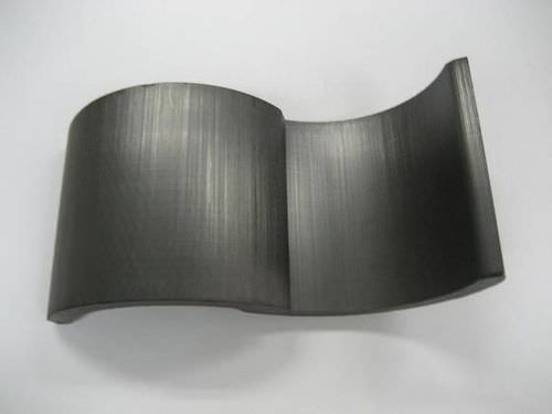 Imán permanente de ferrita sinterizados - Magengine GmbH - de segmento / para motor / anisotropa