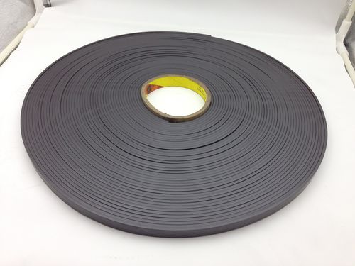 Cinta magnética de ferrita con ligante elastomérico - Magengine GmbH - anisotropa