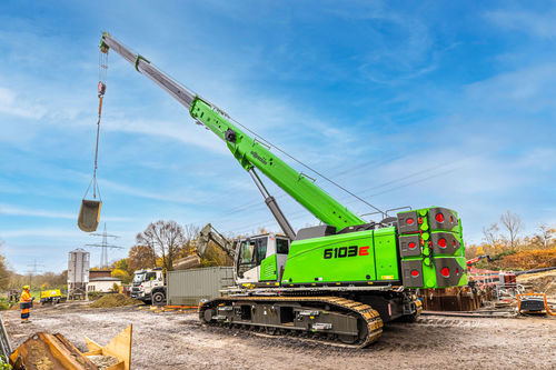 Grúa telescópica - 6103 E - SENNEBOGEN Maschinenfabrik GmbH - con orugas / de mástil / para obra