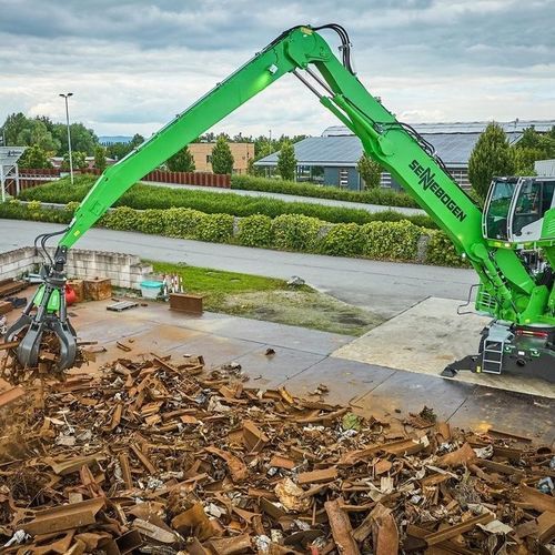 Manipuladora de materiales con orugas - 830 G - SENNEBOGEN Maschinenfabrik GmbH - con neumáticos / hidráulica