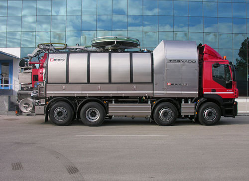 Camión para carga pesada - TORNADO - KAISER AG Fahrzeugwerk - de 4 ejes / con reciclaje de agua