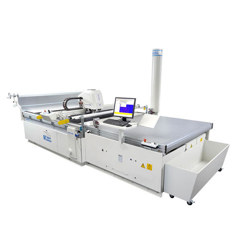 Máquina de corte de cuchilla - match-it - bullmer - para textiles / CNC / para materiales multicapa