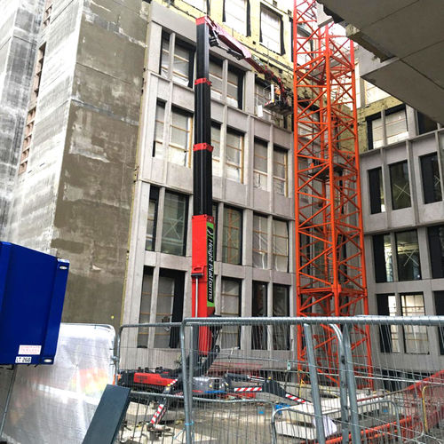 Plataforma araña con orugas - BI-ENERGY  - HINOWA SPA - autopropulsada / híbrida diésel-eléctrica / para uso en interiores y exteriores