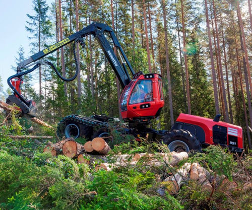 Cosechadora forestal con neumáticos - 951  - KOMATSU Forest