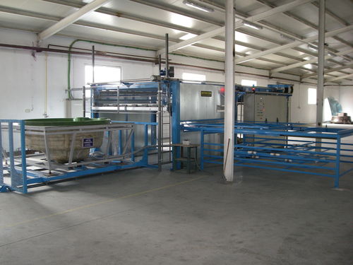 Termoformadora de paneles - Matrasur Composites - de creación de prototipos / automatizada / industrial