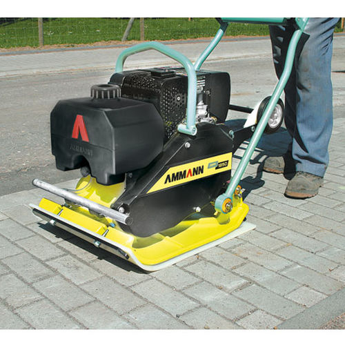 Plancha vibradora de marcha de avance - APF 10/33 - Ammann - con motor de gasolina