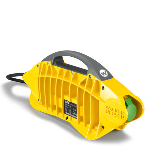 Convertidor de frecuencia trifásico - FUH20 - Wacker Neuson SE - integrado / IP44 / compacto