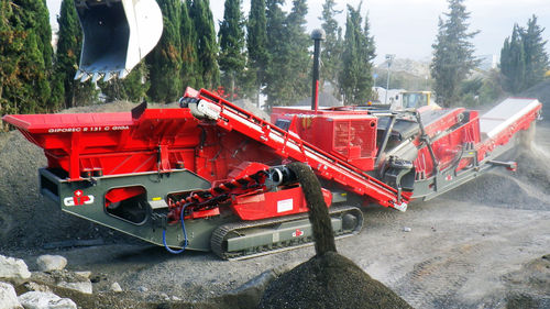 Machacadora de impacto - GIPOREC R 131 GIGA series - GIPO AG - móvil / con orugas