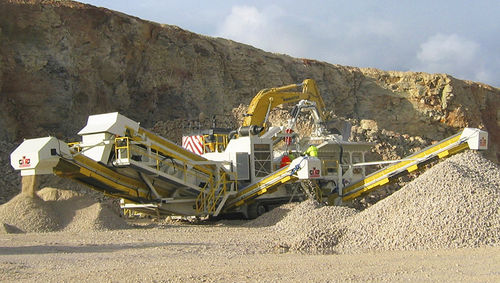 Planta de trituración de impacto - GIPOKOMBI RC 170 series - GIPO AG - móvil / con orugas